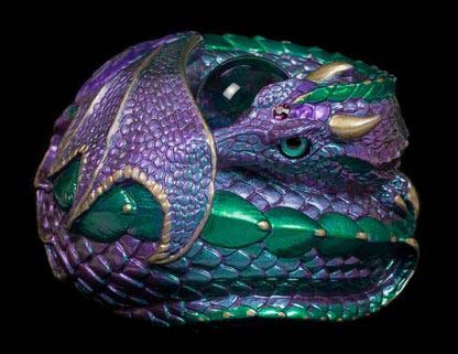 Curled Dragon - Emerald Color Shift