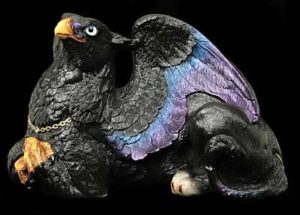 Female Griffin - Black, Light-Tipped Beak