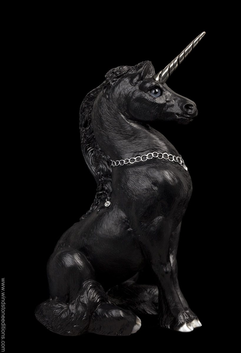 Windstone Editions Fantasy Mythical Statue Figurine Jet Black Mother Unicorn 