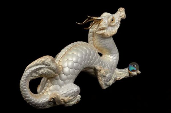Windstone Editions collectible dragon figurine - Oriental Dragon - White