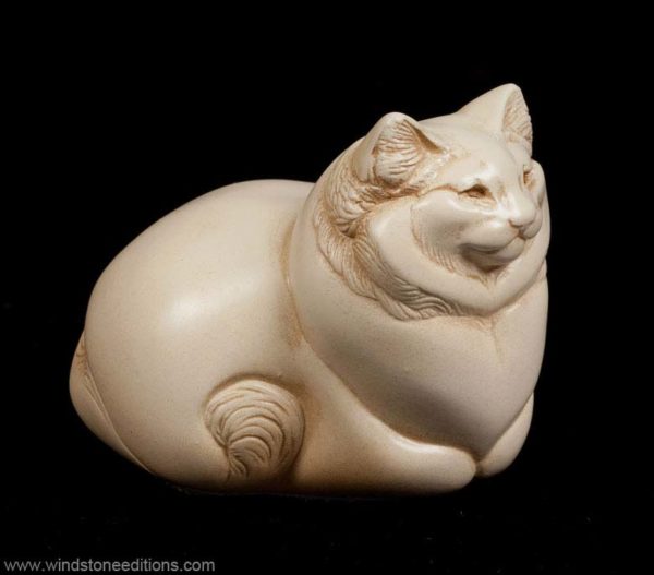 Fat Pebble Cat - Ivory color