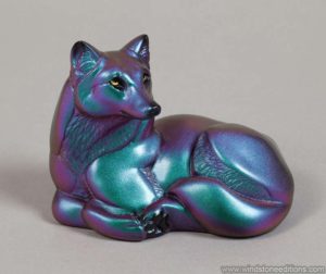 Pebble Wolf - green/purple