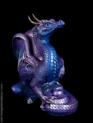 Windstone Editions collectible dragon figurine - Scratching Dragon - Tanzanite