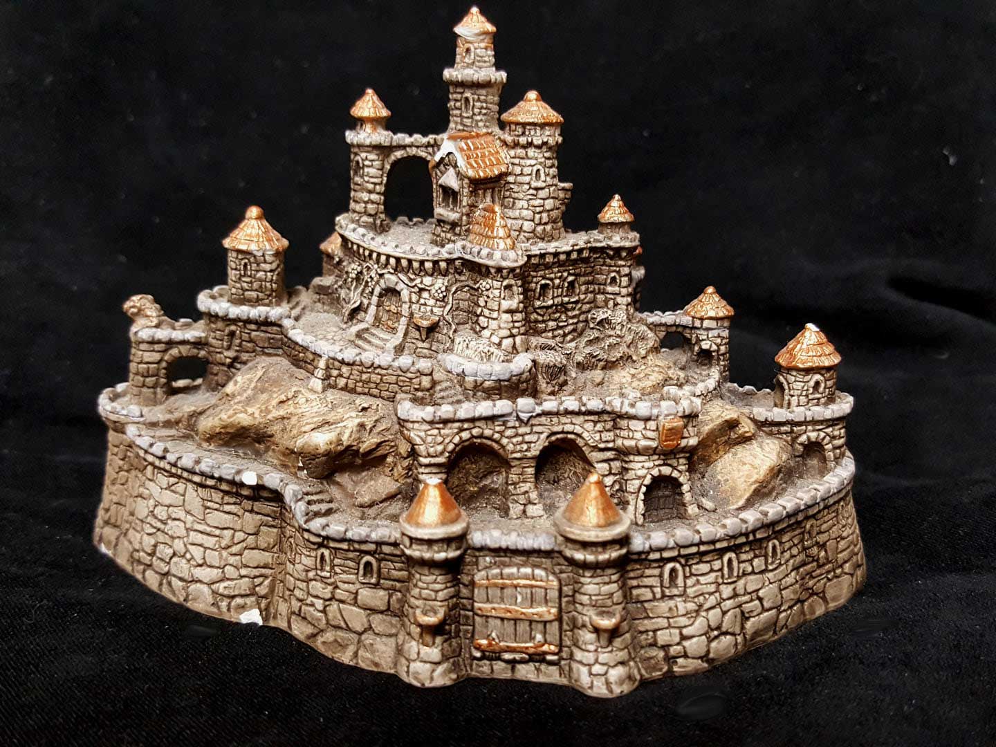 Pena_sculpt_tiny-castle