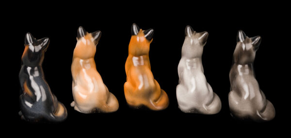 Pebble Sitting Grey Fox - Grab Bag Edition 2025 - Image 2