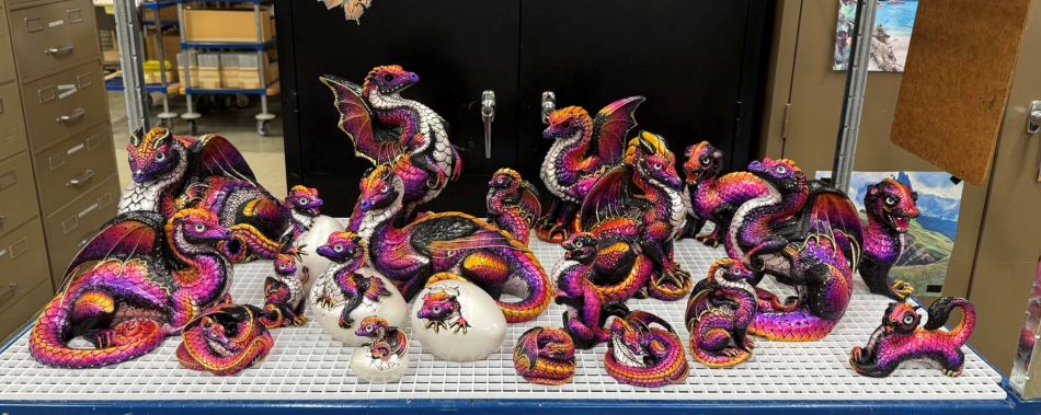 950wide_Windstone_test-paints_Haunted-Sunset_dragons_closeup_Sept2025