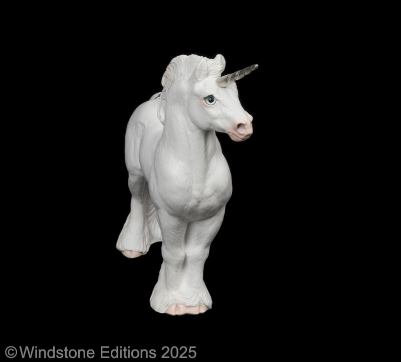 Standing Ponycorn – Snow White – Windstone Editions