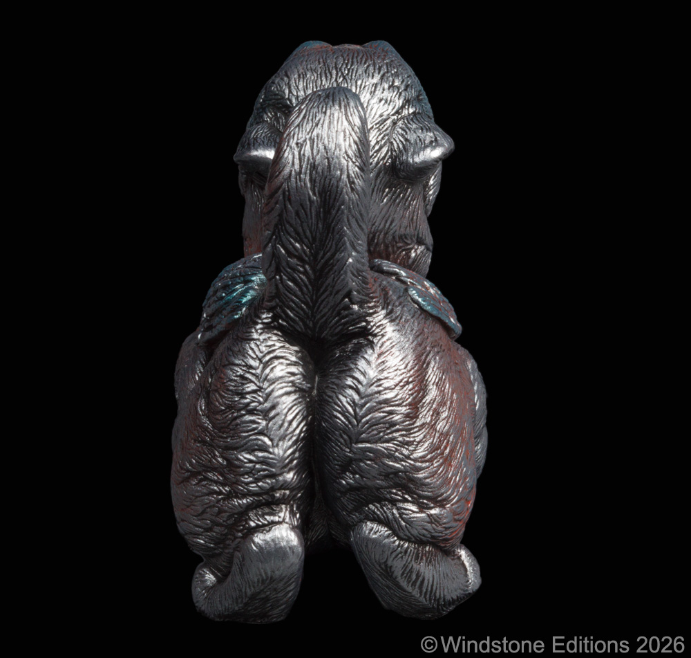 Crouching Griffin Chick Ancient Steel Pic2