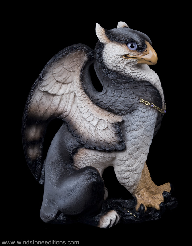 MaleGriffin_SilverWolf_pic1