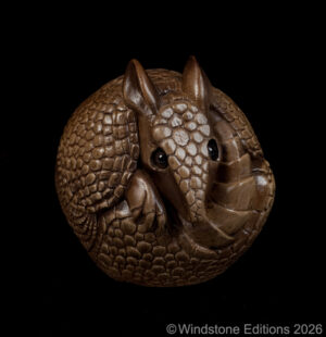 Armadillo by Windstone Editions