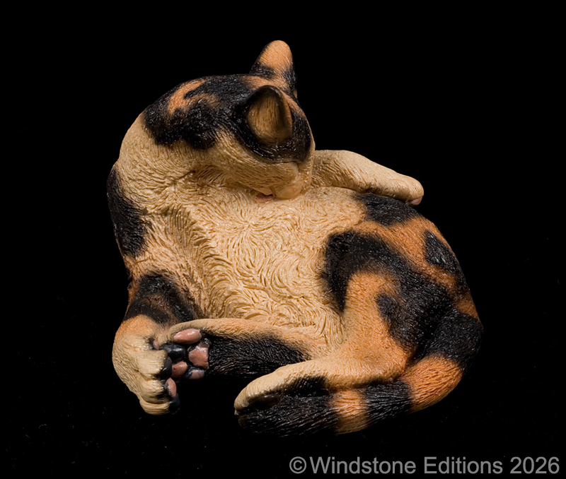 Licking Cat Statuette by Windstone Editions