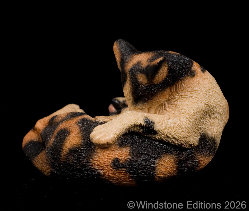 Licking Cat Statuette by Windstone Editions