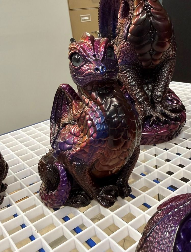 Windstone_test-paints_colorshift-Witching-Hour_fledgling_front_750wide
