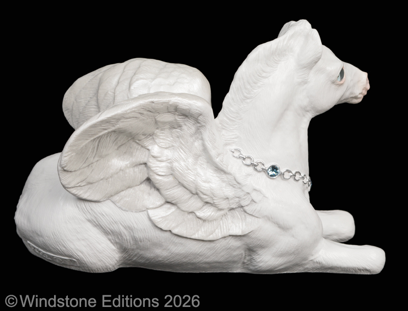 Baby Pegasus Snow White Pic4