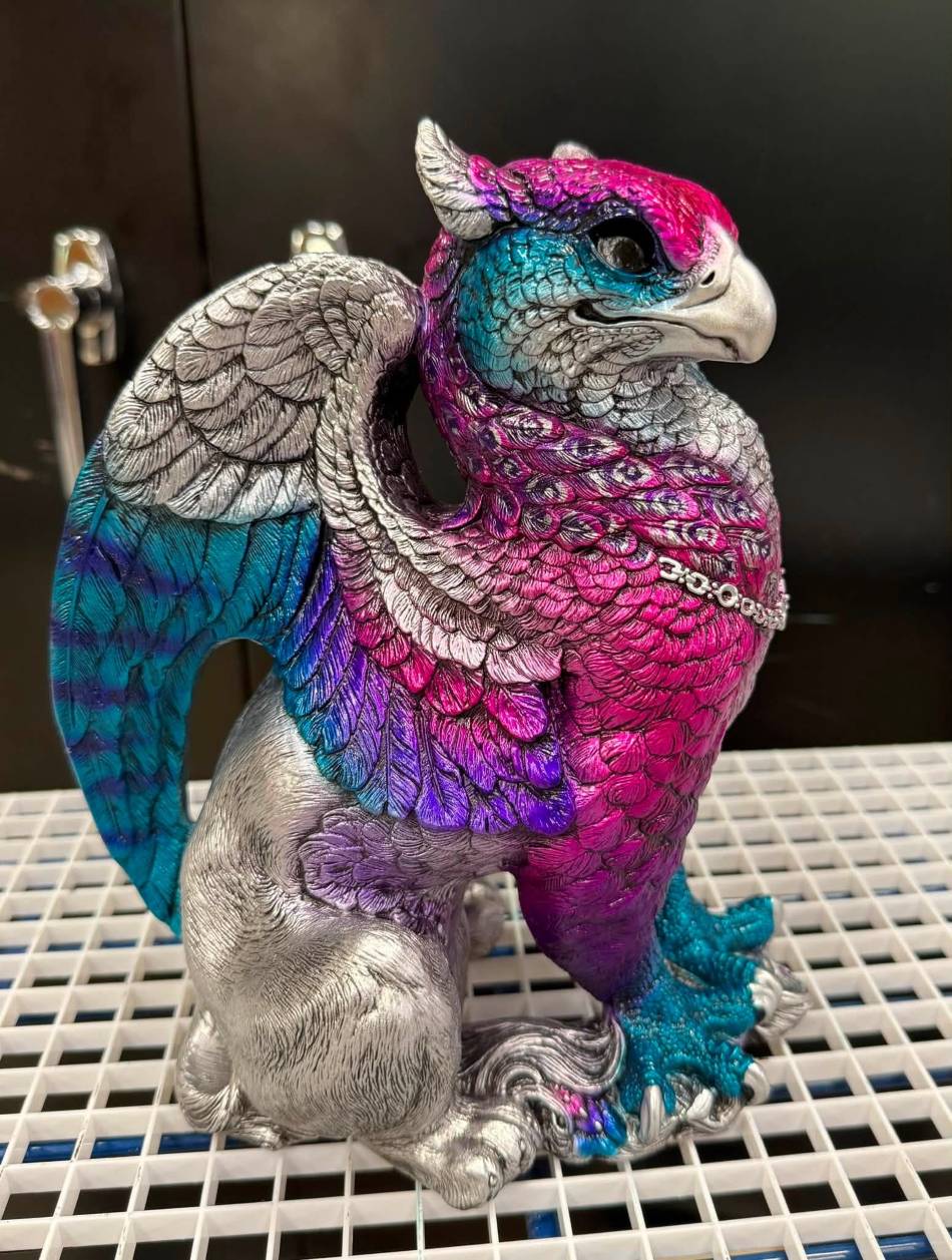 Windstone_test-paints_pink-silver_Razzle-Dazzle_griffin_male_950wide_July2026